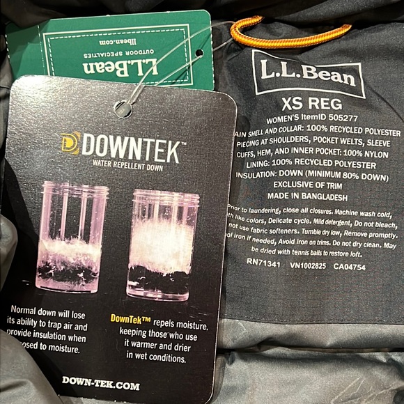 L.L. Bean Mountain Classic Down Parka - Picture 14 of 16